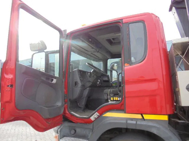 Camión multibasculante, Camión grúa Scania P400 6X2: foto 14