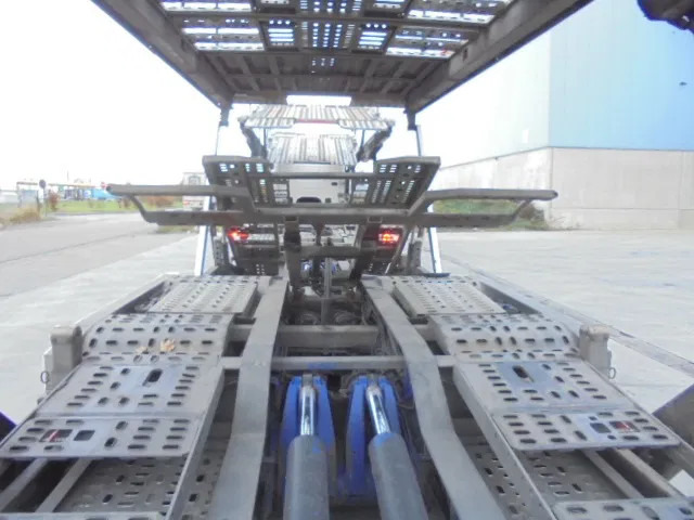 Scania P410 METAGO SUPERTRANS - Camión portavehículos: foto 5 Scania P410 METAGO SUPERTRANS - Camión portavehículos: foto 5