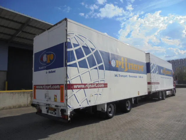 Scania R440 6X2 VOLUME COMBI + RETARDER - Camión caja cerrada: foto 4 Scania R440 6X2 VOLUME COMBI + RETARDER - Camión caja cerrada: foto 4