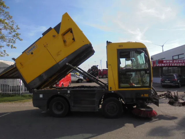 Schmidt CLEANGO 500 NL MACHINE - Barredora industrial: foto 4 Schmidt CLEANGO 500 NL MACHINE - Barredora industrial: foto 4