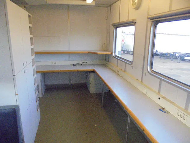 Semirremolque Smit STO 1230 POLITIE MOB KANTOOR: foto 11
