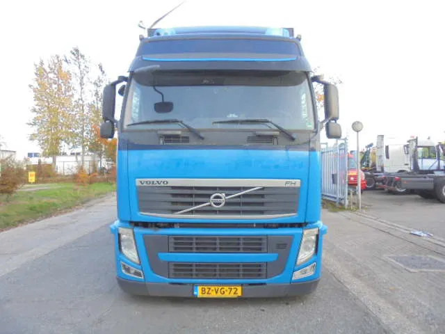 Volvo FH 420 6X2 NL TRUCK - Camión lona: foto 2 Volvo FH 420 6X2 NL TRUCK - Camión lona: foto 2