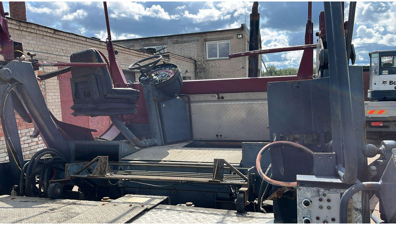 Pavimentadora de asfalto Demag DF-90 DEMAG DF90: foto 6 Pavimentadora de asfalto Demag DF-90 DEMAG DF90: foto 6