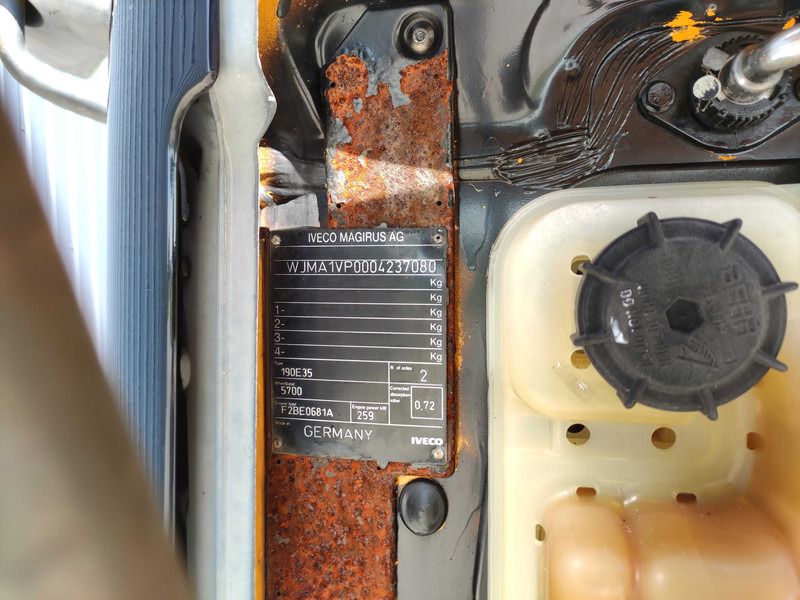 Camión caja abierta Iveco Eurotech 190E35 flatbed truck: foto 19