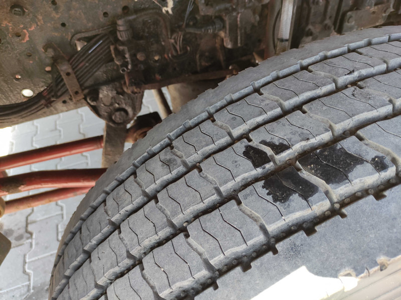 Camión caja abierta Iveco Eurotech 190E35 flatbed truck: foto 12