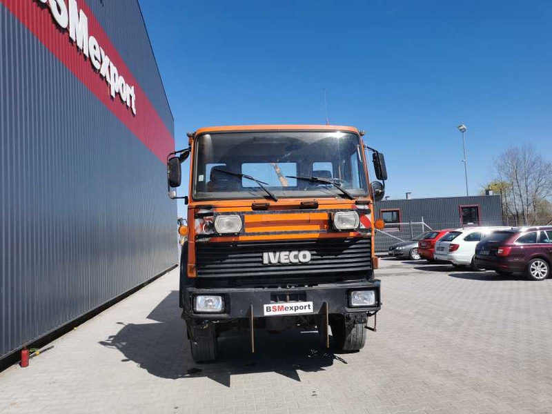 Iveco Magirus 180-23 dump truck - Camión volquete: foto 2 Iveco Magirus 180-23 dump truck - Camión volquete: foto 2