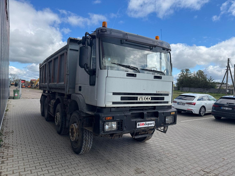 Iveco Trakker 410E42, manual pump - Camión volquete: foto 3 Iveco Trakker 410E42, manual pump - Camión volquete: foto 3