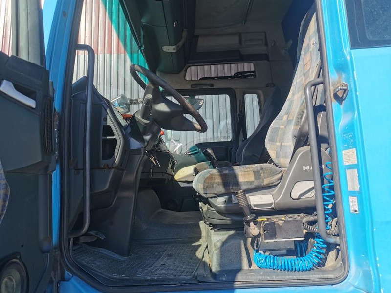 Camión multibasculante MAN 26.530 6x4 Multilift: foto 16 Camión multibasculante MAN 26.530 6x4 Multilift: foto 16