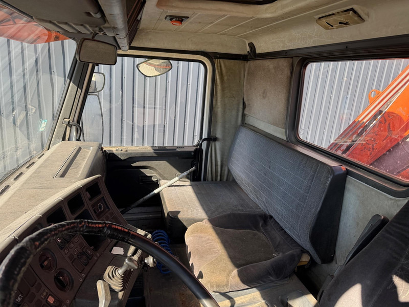 Camión volquete, Camión grúa Scania R113H 320: foto 6