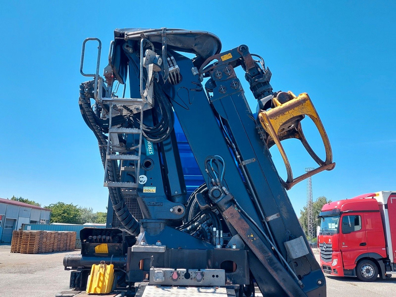 MAN TG3 33.510 6X6 BL KRAN LANGHOLZ Kesla 2117ZT94 - Cabeza tractora: foto 5 MAN TG3 33.510 6X6 BL KRAN LANGHOLZ Kesla 2117ZT94 - Cabeza tractora: foto 5