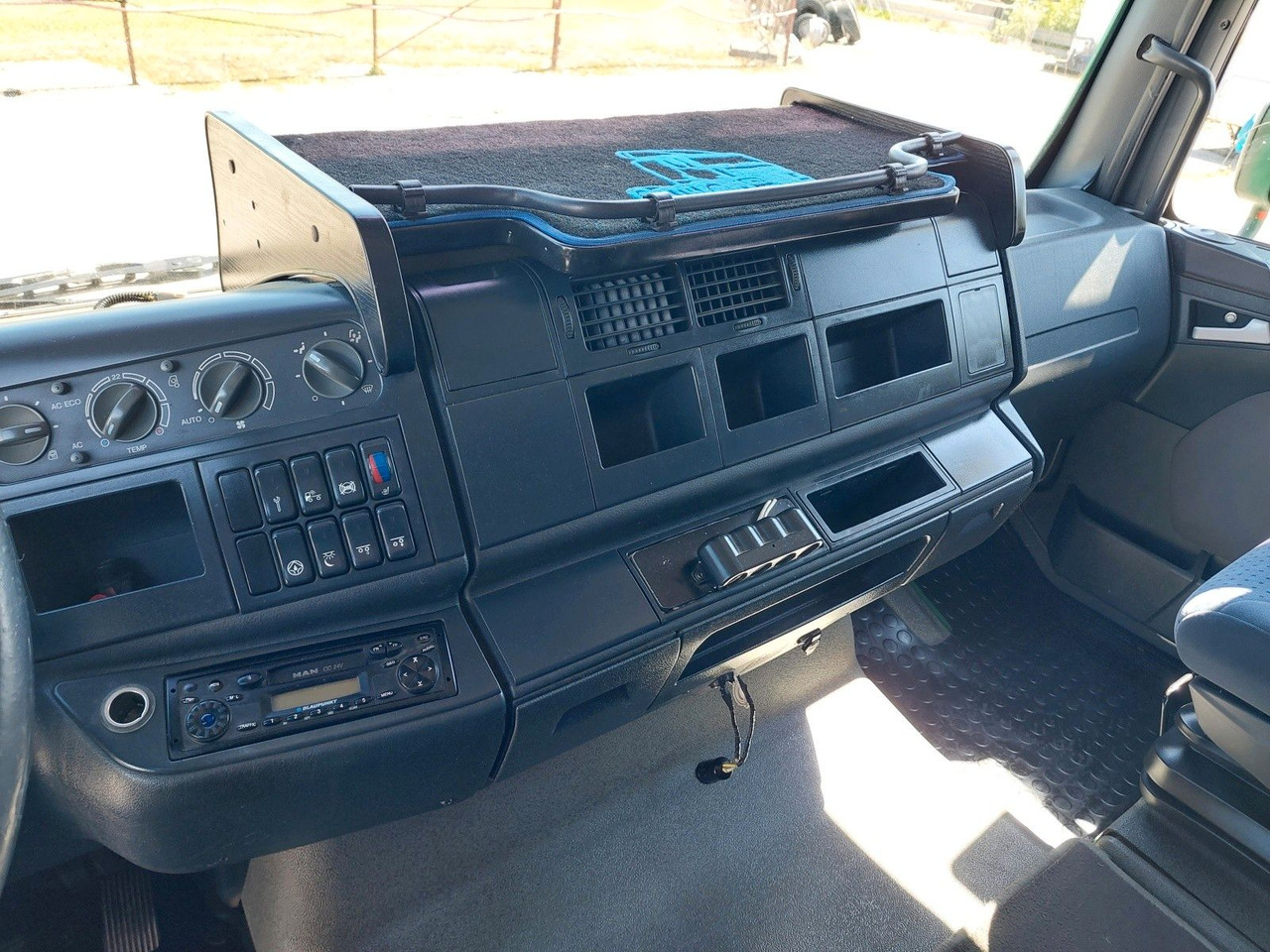 Leasing de  MAN TGA 26.430 LL 6x2-2 MAN TGA 26.430 LL 6x2-2: foto 18