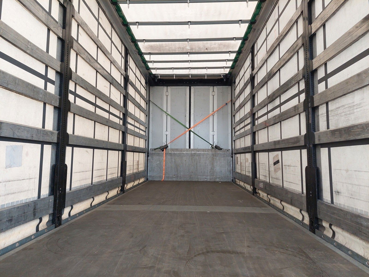 Camión lona MAN TGX 18.470 LL + Gniotpol G-4080 120 m3 Durchbar: foto 43 Camión lona MAN TGX 18.470 LL + Gniotpol G-4080 120 m3 Durchbar: foto 43