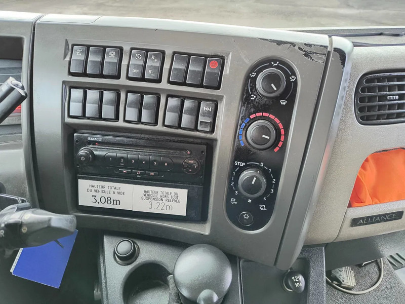 Camión cisterna para transporte de combustible Renault Midlum 270 DXI 11000L FUEL/CARBURANT - 4 COMP: foto 10