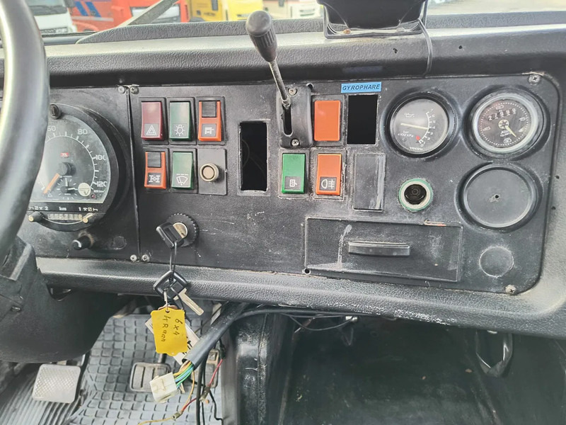 Camión grúa Volvo NL12 420 6x4 CRANE 60T/M - VIDEOS AVAILABLE: foto 9