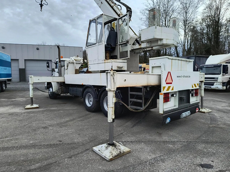 Camión grúa Volvo NL12 420 6x4 CRANE 60T/M - VIDEOS AVAILABLE: foto 7