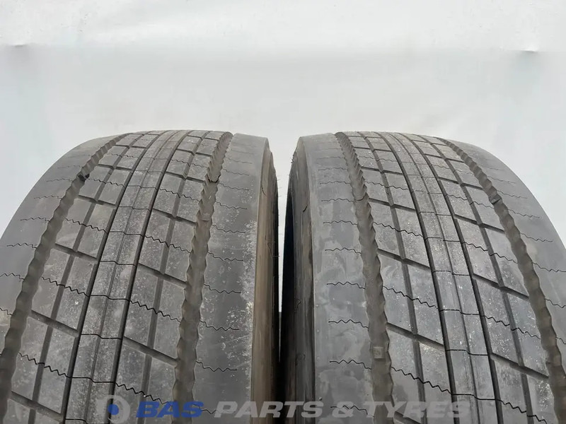 Bridgestone Bridgestone 315/70R22.5 DURAVIS R-STEER002 156/154 M M+S 3PMSF gebruikte set - Neumático para Camión: foto 2 Bridgestone Bridgestone 315/70R22.5 DURAVIS R-STEER002 156/154 M M+S 3PMSF gebruikte set - Neumático para Camión: foto 2
