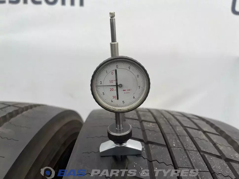 Bridgestone Bridgestone 315/70R22.5 DURAVIS R-STEER002 156/154 M M+S 3PMSF gebruikte set - Neumático para Camión: foto 3 Bridgestone Bridgestone 315/70R22.5 DURAVIS R-STEER002 156/154 M M+S 3PMSF gebruikte set - Neumático para Camión: foto 3