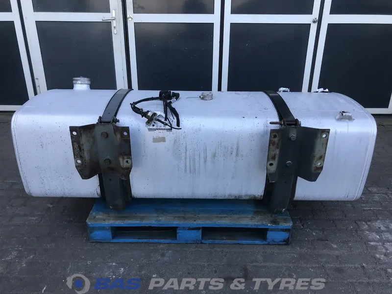DAF Brandstoftank DAF 690 Liter 1945569 - Depósito de combustible para Camión: foto 3 DAF Brandstoftank DAF 690 Liter 1945569 - Depósito de combustible para Camión: foto 3