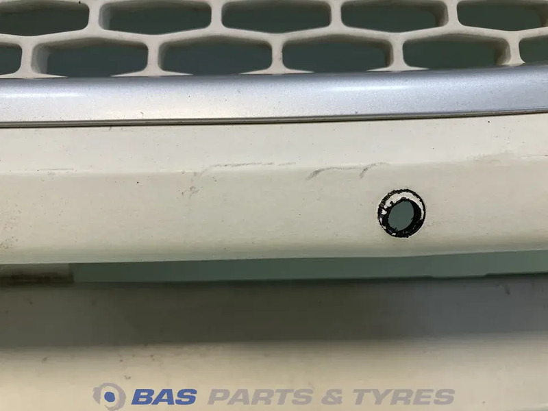 DAF CF Euro 6 Grille DAF 1886591 - Parrilla para Camión: foto 3 DAF CF Euro 6 Grille DAF 1886591 - Parrilla para Camión: foto 3