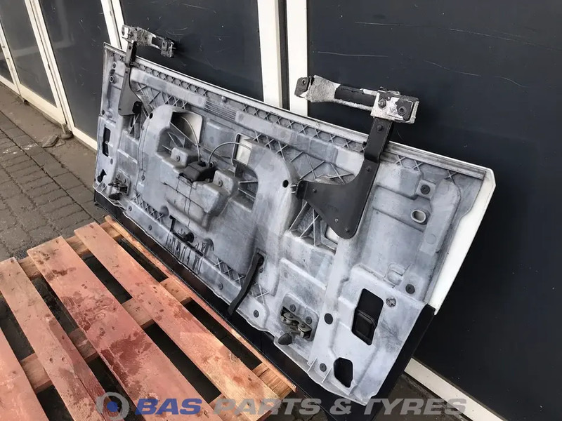 DAF CF Euro 6 Grille DAF 2148027 - Parrilla para Camión: foto 5 DAF CF Euro 6 Grille DAF 2148027 - Parrilla para Camión: foto 5