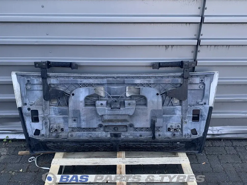 DAF CF Euro 6 Grille DAF 2148027 - Parrilla para Camión: foto 2 DAF CF Euro 6 Grille DAF 2148027 - Parrilla para Camión: foto 2