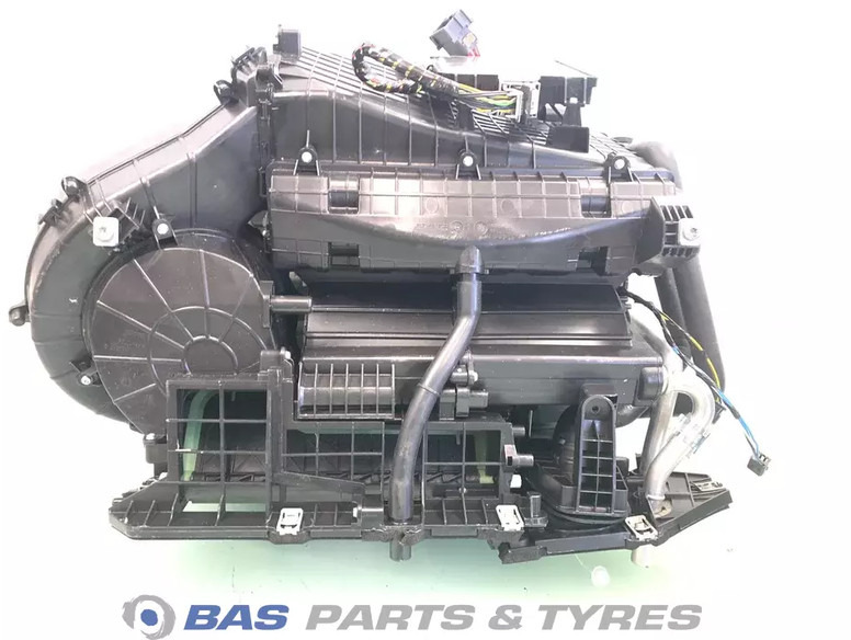 DAF Kacheleenheid DAF 2302626 - Calefacción/ Ventilación para Camión: foto 4 DAF Kacheleenheid DAF 2302626 - Calefacción/ Ventilación para Camión: foto 4