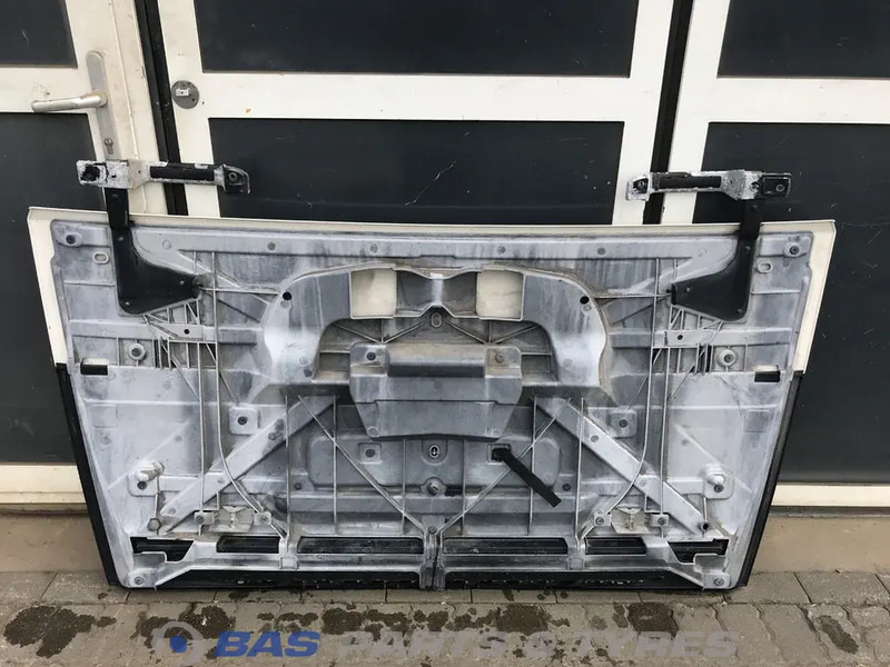 DAF XF106 - Parrilla para Camión: foto 2 DAF XF106 - Parrilla para Camión: foto 2