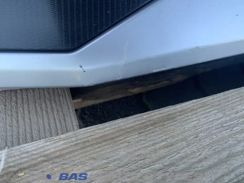 DAF XG Frontklep DAF 2250145 - Parrilla para Camión: foto 4 DAF XG Frontklep DAF 2250145 - Parrilla para Camión: foto 4