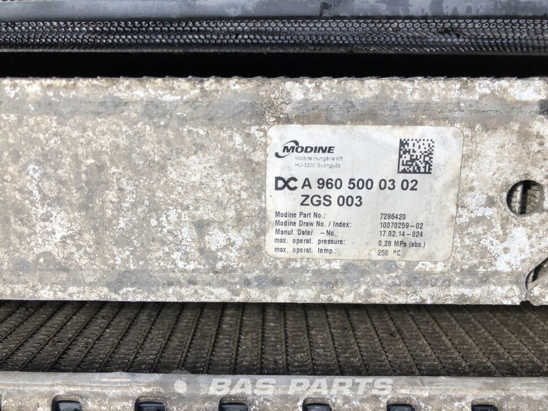 Mercedes-Benz Actros MP4 Koelerpakket Mercedes OM470LA 395 A 960 500 28 01 - Radiador para Camión: foto 3 Mercedes-Benz Actros MP4 Koelerpakket Mercedes OM470LA 395 A 960 500 28 01 - Radiador para Camión: foto 3