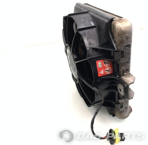 Mercedes-Benz Actros MP4 Oliekoeler Mercedes A 960 500 00 93 - Enfriador de aceite para Camión: foto 3 Mercedes-Benz Actros MP4 Oliekoeler Mercedes A 960 500 00 93 - Enfriador de aceite para Camión: foto 3