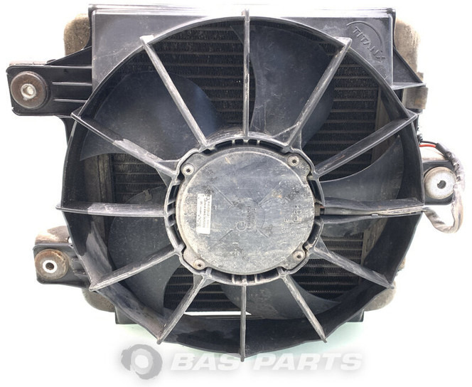 Mercedes-Benz Actros MP4 Oliekoeler Mercedes A 960 500 00 93 - Enfriador de aceite para Camión: foto 1 Mercedes-Benz Actros MP4 Oliekoeler Mercedes A 960 500 00 93 - Enfriador de aceite para Camión: foto 1