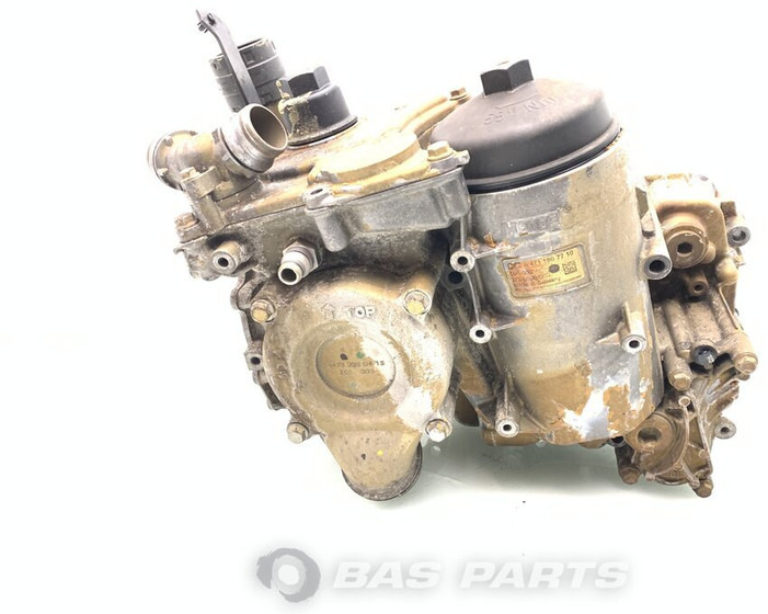 Mercedes-Benz Oliekoeler Mercedes A 471 180 00 12 - Enfriador de aceite para Camión: foto 2 Mercedes-Benz Oliekoeler Mercedes A 471 180 00 12 - Enfriador de aceite para Camión: foto 2