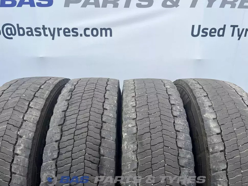 Michelin Remix Michelin Remix 315/80R22.5 X Multi D 156/150 M+S 3PMSF gebruikte set - Neumático para Camión: foto 2 Michelin Remix Michelin Remix 315/80R22.5 X Multi D 156/150 M+S 3PMSF gebruikte set - Neumático para Camión: foto 2
