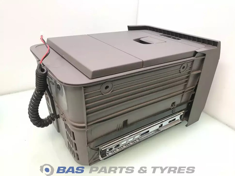 Scania R-Serie NextGen Koelkast Scania 17 Liter 2770785 - Piezas de recambio para Camión: foto 4 Scania R-Serie NextGen Koelkast Scania 17 Liter 2770785 - Piezas de recambio para Camión: foto 4