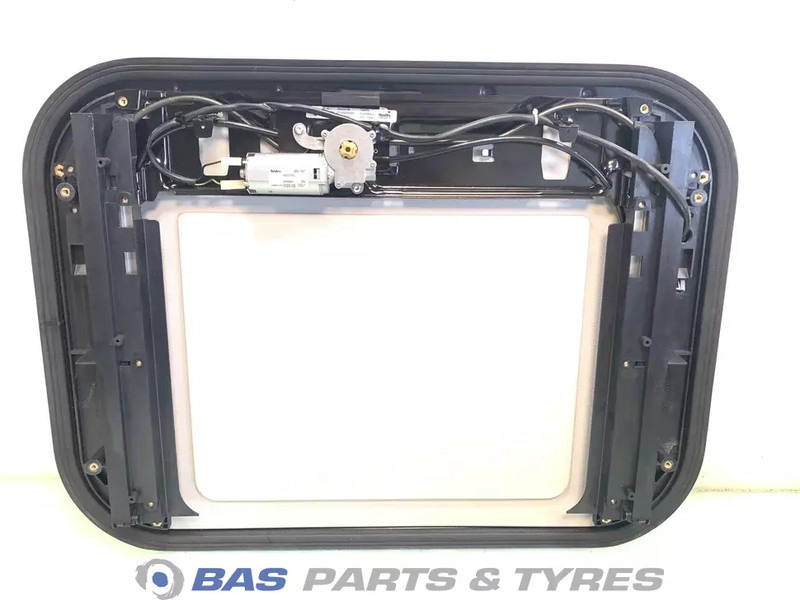 Renault Dakluik Renault 7484505331 - Visera parasol para Camión: foto 2 Renault Dakluik Renault 7484505331 - Visera parasol para Camión: foto 2