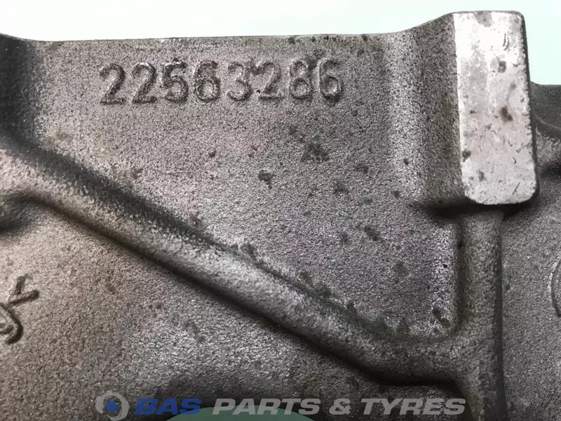 Renault Inlaatspruitstuk Renault 7422563286 - Colector de admisión para Camión: foto 5 Renault Inlaatspruitstuk Renault 7422563286 - Colector de admisión para Camión: foto 5