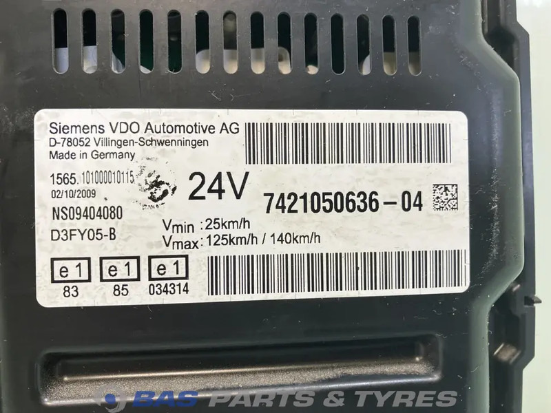 Renault Premium Euro 4-5 - Salpicadero para Camión: foto 3 Renault Premium Euro 4-5 - Salpicadero para Camión: foto 3