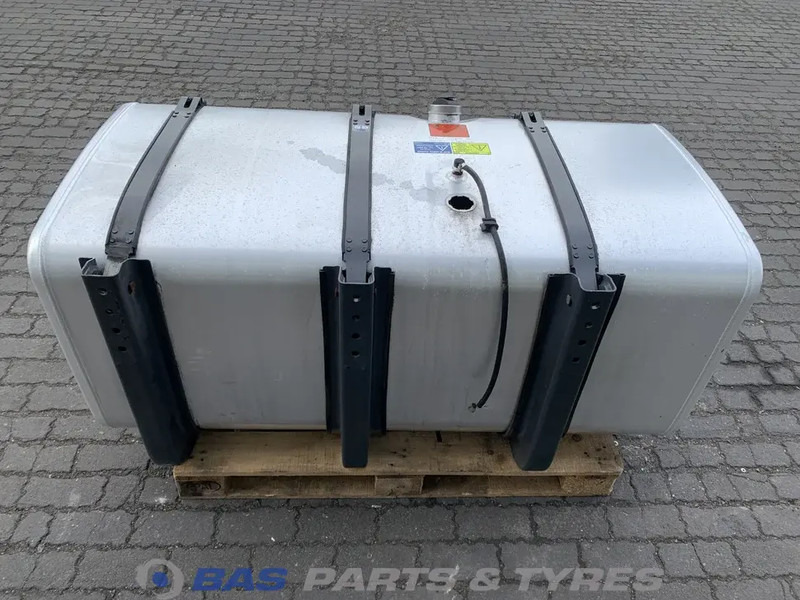 Scania Brandstoftank Scania 600 Liter 1871191 - Depósito de combustible para Camión: foto 3 Scania Brandstoftank Scania 600 Liter 1871191 - Depósito de combustible para Camión: foto 3