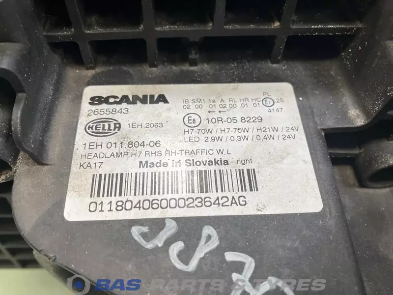 Scania Koplamp Rechts 2379894 - Faro delantero para Camión: foto 3 Scania Koplamp Rechts 2379894 - Faro delantero para Camión: foto 3