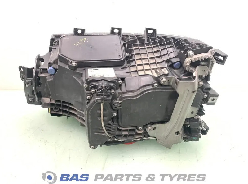 Scania Koplamp Rechts 2674391 - Faro delantero para Camión: foto 5 Scania Koplamp Rechts 2674391 - Faro delantero para Camión: foto 5