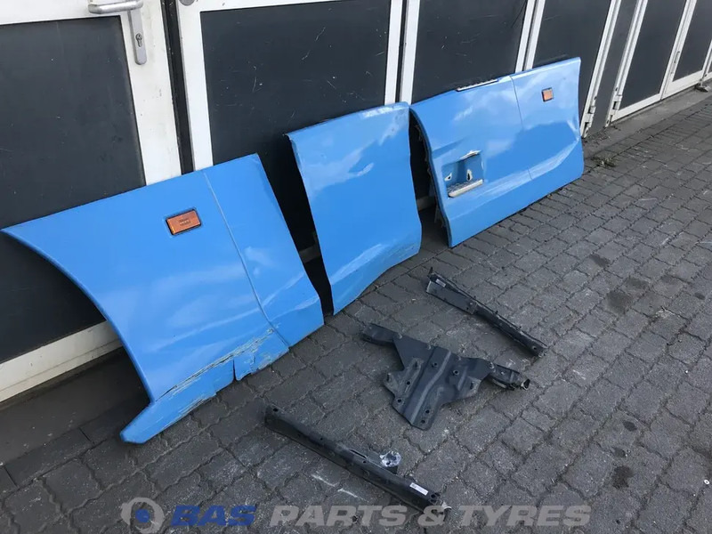 Scania P-Serie NextGen Sideskirt Set Scania 2338003 - Carrocería y exterior para Camión: foto 3 Scania P-Serie NextGen Sideskirt Set Scania 2338003 - Carrocería y exterior para Camión: foto 3