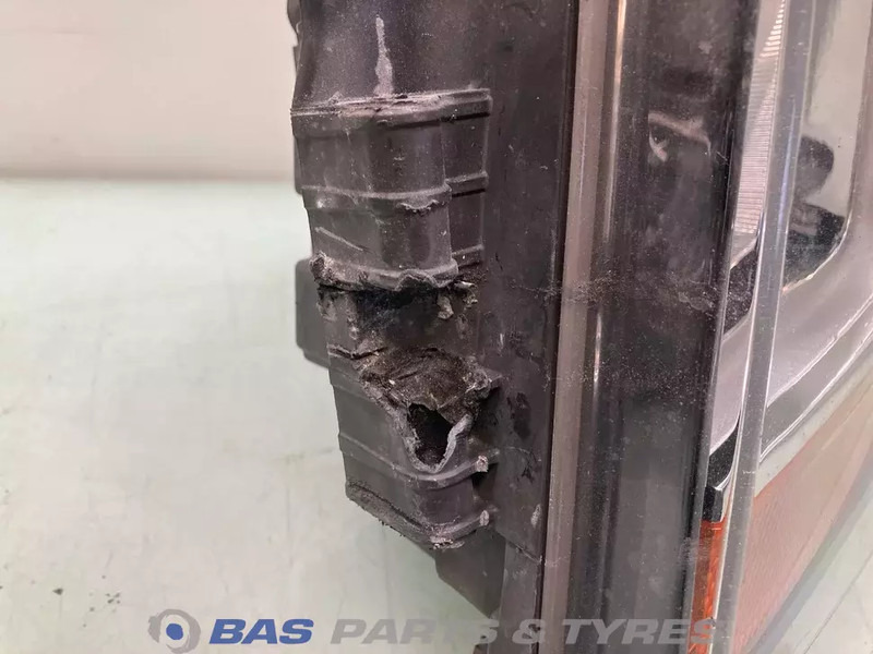 Scania  - Faro delantero para Camión: foto 4 Scania  - Faro delantero para Camión: foto 4