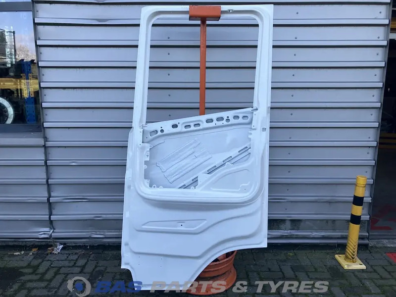 Scania S-Serie NextGen - Puerta y piezas para Camión: foto 2 Scania S-Serie NextGen - Puerta y piezas para Camión: foto 2