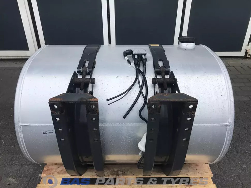 Volvo Brandstoftank Volvo 450 Liter G0000124 - Depósito de combustible para Camión: foto 3 Volvo Brandstoftank Volvo 450 Liter G0000124 - Depósito de combustible para Camión: foto 3