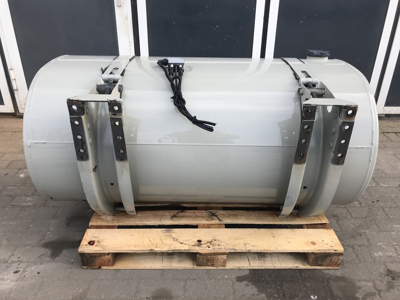 Volvo Brandstoftank Volvo 610 Liter G0000172 - Depósito de combustible para Camión: foto 3 Volvo Brandstoftank Volvo 610 Liter G0000172 - Depósito de combustible para Camión: foto 3