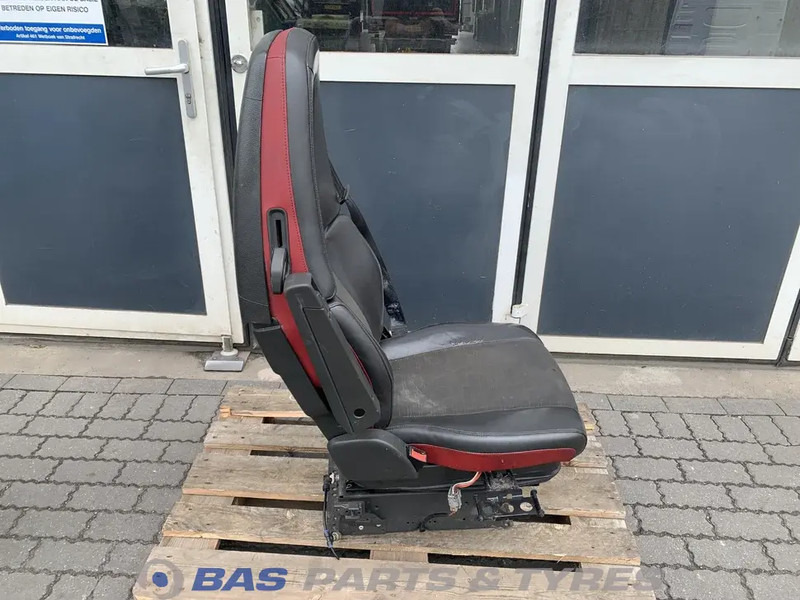Volvo FH4 Bestuurdersstoel Volvo 21209356 - Asiento para Camión: foto 4 Volvo FH4 Bestuurdersstoel Volvo 21209356 - Asiento para Camión: foto 4