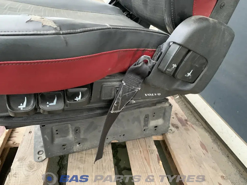Volvo FH4 Bestuurdersstoel Volvo 21209356 - Asiento para Camión: foto 5 Volvo FH4 Bestuurdersstoel Volvo 21209356 - Asiento para Camión: foto 5