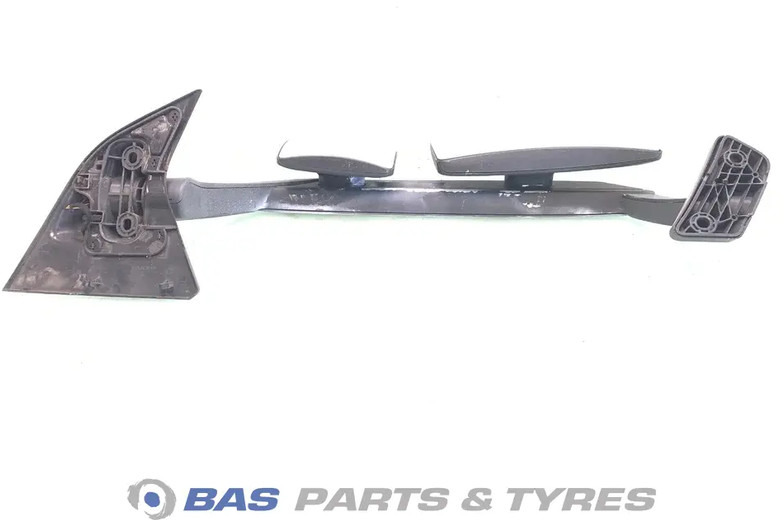 Volvo FH4 Spiegel Volvo Links 82943538 - Espejo retrovisor para Camión: foto 1 Volvo FH4 Spiegel Volvo Links 82943538 - Espejo retrovisor para Camión: foto 1