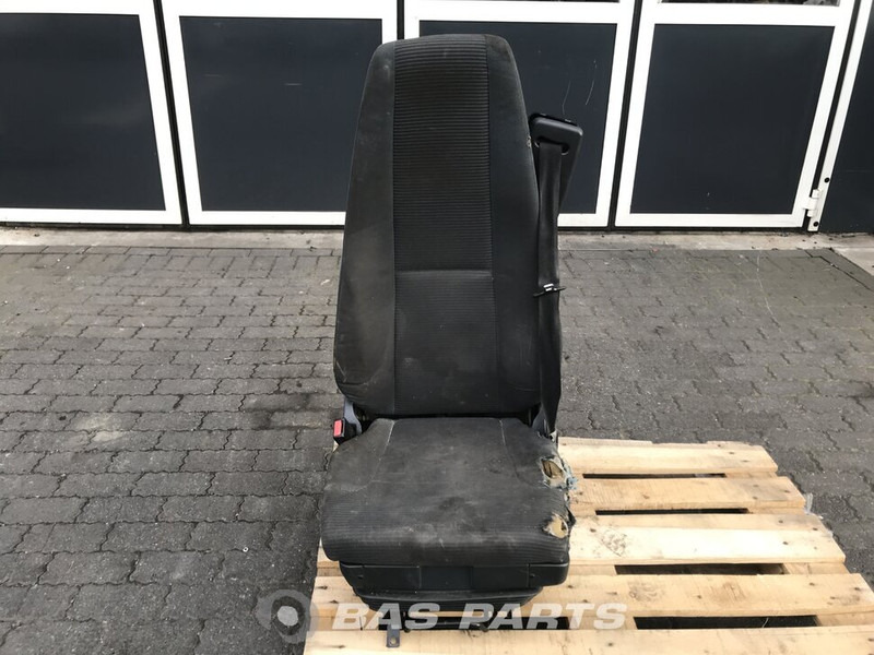 Volvo FL Bestuurdersstoel Volvo 20862618 - Asiento para Camión: foto 1 Volvo FL Bestuurdersstoel Volvo 20862618 - Asiento para Camión: foto 1