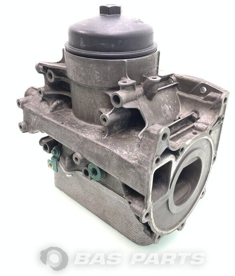 Volvo Oliekoeler Volvo 20860484 - Enfriador de aceite para Camión: foto 2 Volvo Oliekoeler Volvo 20860484 - Enfriador de aceite para Camión: foto 2